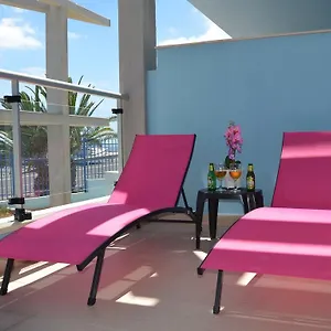 https://residencial-jandia-marina.in-canary-islands.com